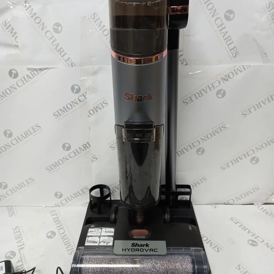 OUTLET BOXED SHARK HYDROVAC WET & DRY CORDLESS 3-IN-1 HARD FLOOR CLEANING SYSTEM