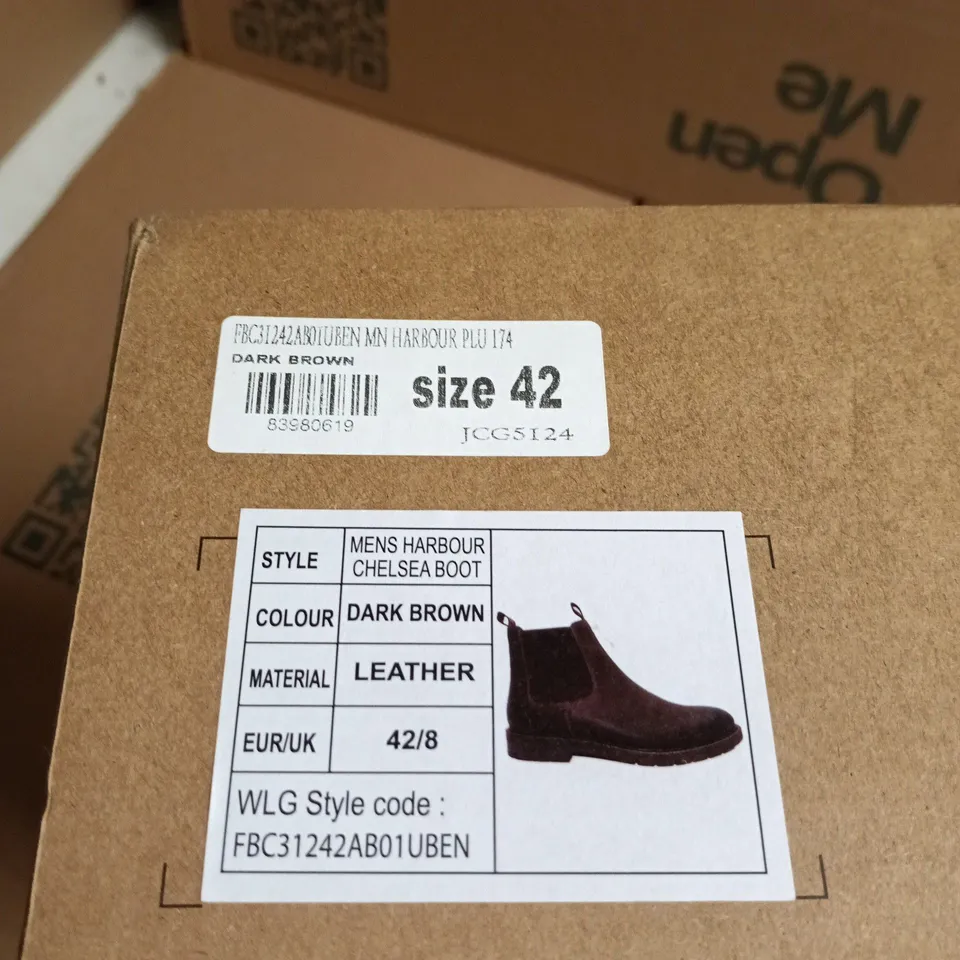 BOXED PAIR OF MEN'S HARBOUR CHELSEA BOOT – DARK BROWN LEATHER - UK SIZE 8