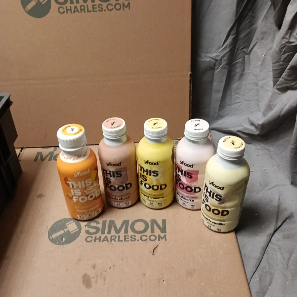 TOTE OF APPROXIMATELY 12 ASSORTED FOOD AND DRINK TO INCLUDE: MIXED YFOOD FLAVOURS 