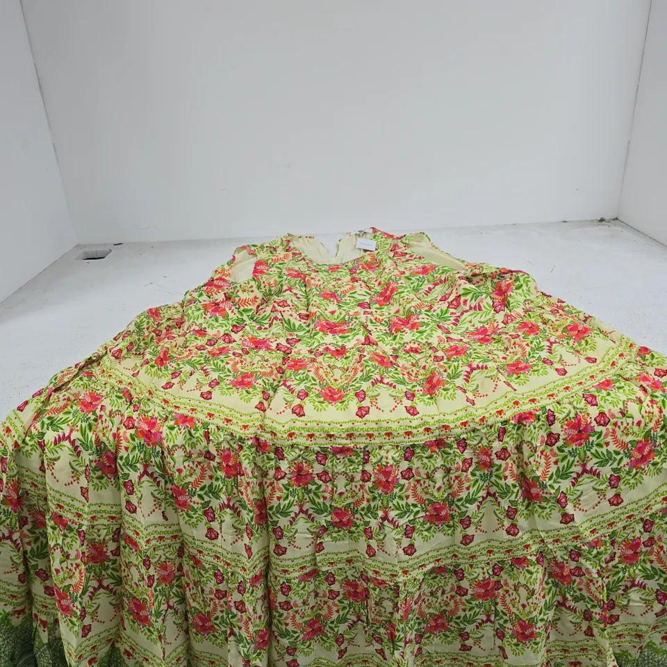 JOANNA HOPE MULTI FLORAL DRESSS SIZE 32 TAGGED