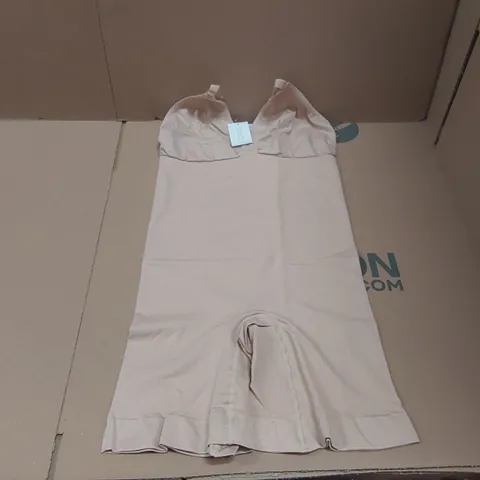 BOX CONTAINING APPROXIMATELY 38x BRAND NEW MAGISCULPT ALMOND THIGH BODYSUITS - SIZE 20/22