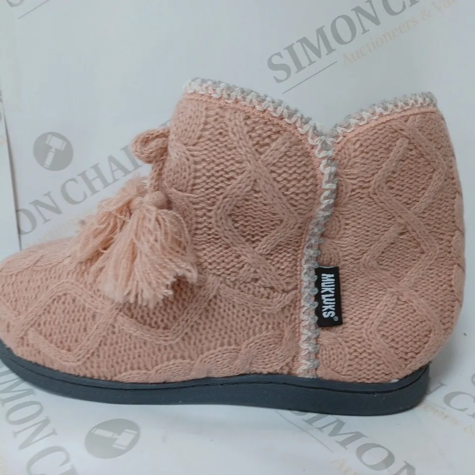 MUK LUKS LINA SLIPPER BOOTS ROSE GOLD SIZE 5