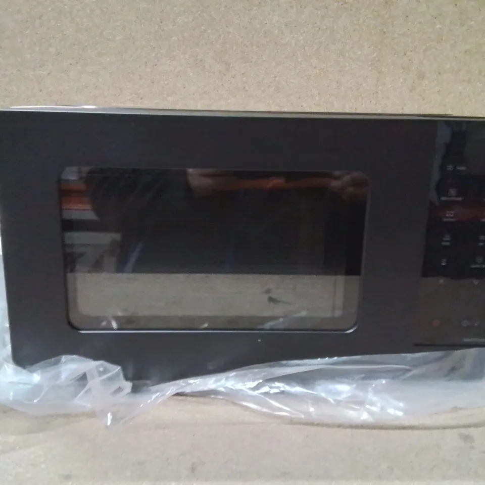 BOXED PANASONIC MICROWAVE OVEN 