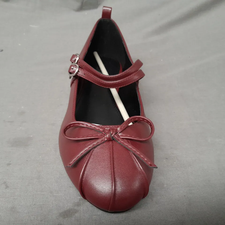 BOXED PAIR OF RAID WIDE FIT BALLET FLATS IN BURGUNDY UK SIZE 6