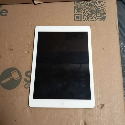 UNBOXED APPLE IPAD 1ST GEN 9.7" – SILVER