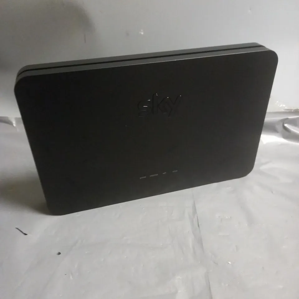 SKY Q SR203 WIFI HUB 