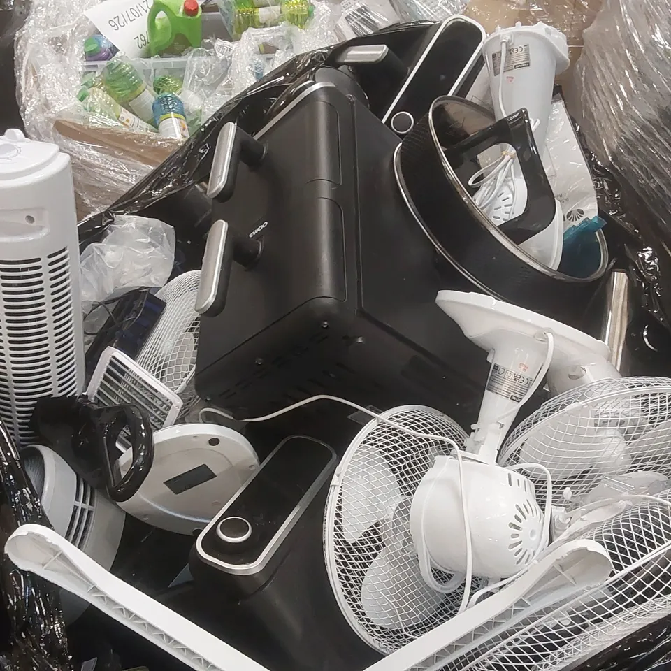 PALLET CONTAINING A VERY LARGE QUANTITY OF ASSORTED ITEMS INCLUDING: AIR FRYERS, TOWER FAN, DESK FANS, KETTLE ECT