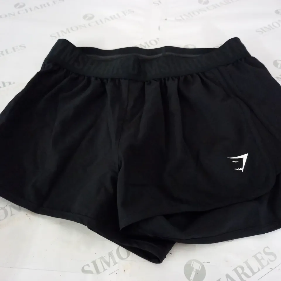 GYMSHARK WOMENS TRAINING SHORTS IN BLACK - MEDIUM