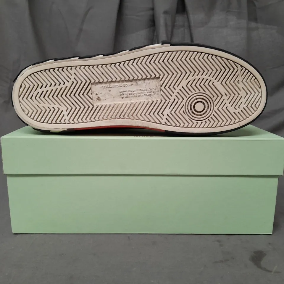 BOXED PAIR OF OFF-WHITE SHOES IN BLACK/WHITE/FUCHSIA EU SIZE 44