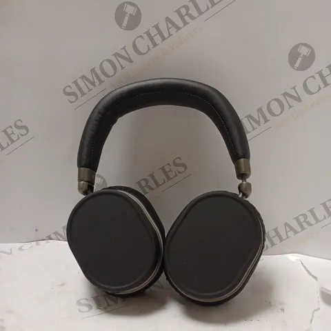 SET OF 2 KITSOUND IMMERSE 75 PORTABLE HEADPHONES