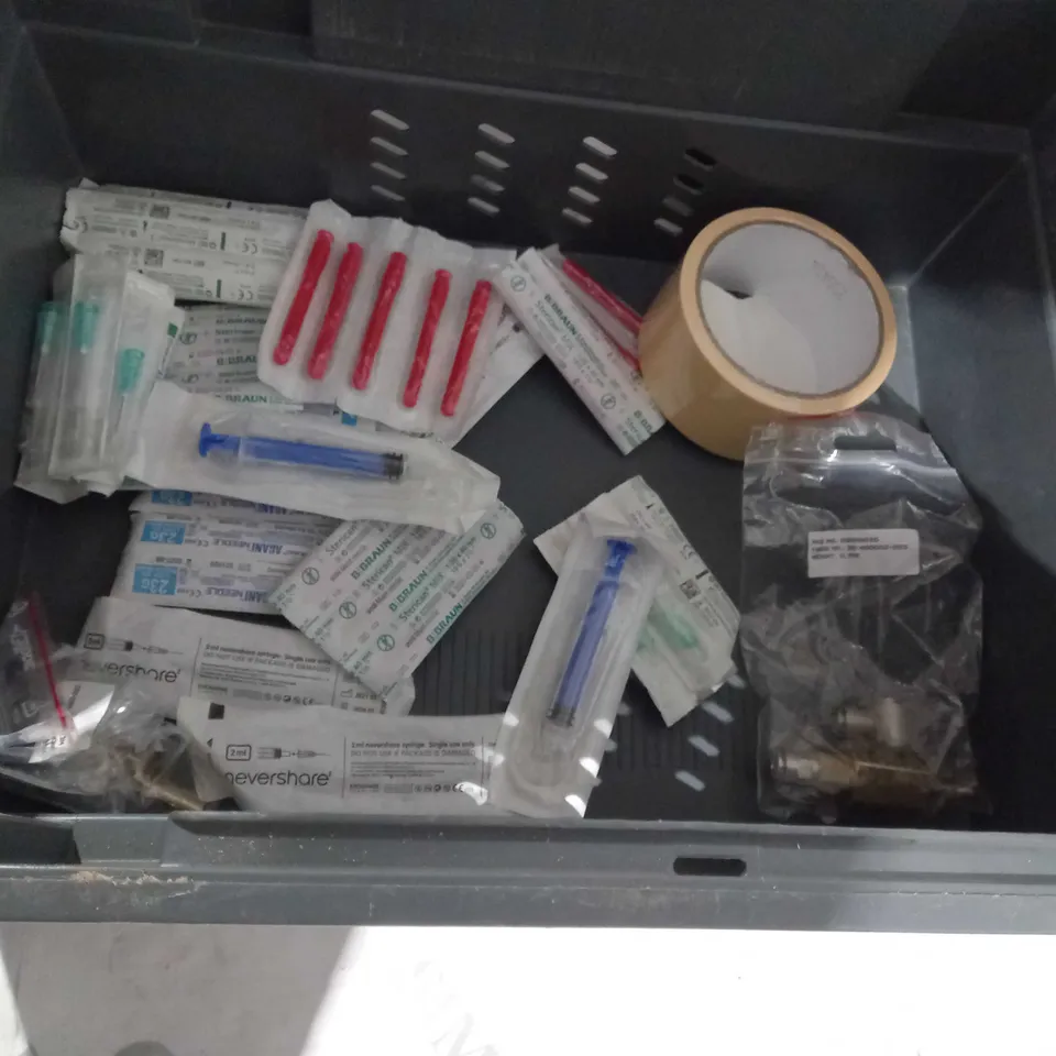 APPROX 10 HOUSEHOLD ITEMS TO INCLUDE YARN, SYRINGE PARTS, TAPE