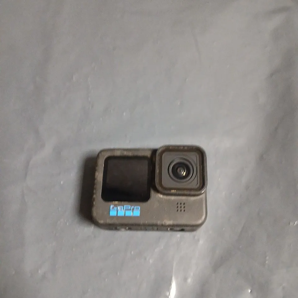 GOPRO 11 BLACK ACTION CAMERA