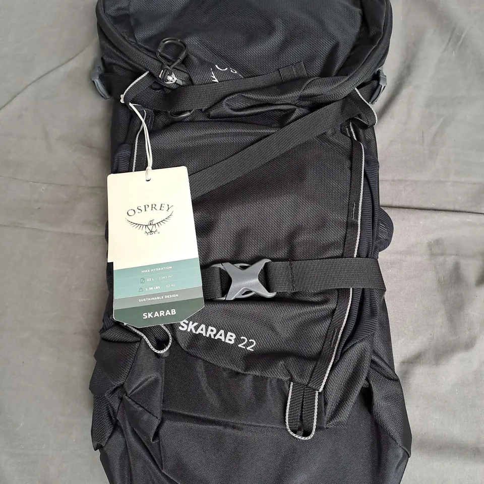 OSPREY SKARAB HIKE HYDRATION BAG IN BLACK 