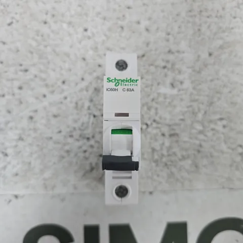 SCHNEIDER ELECTRIC IC60H MINIATURE CIRCUIT BREAKER 63A (UK ไปๆง)
