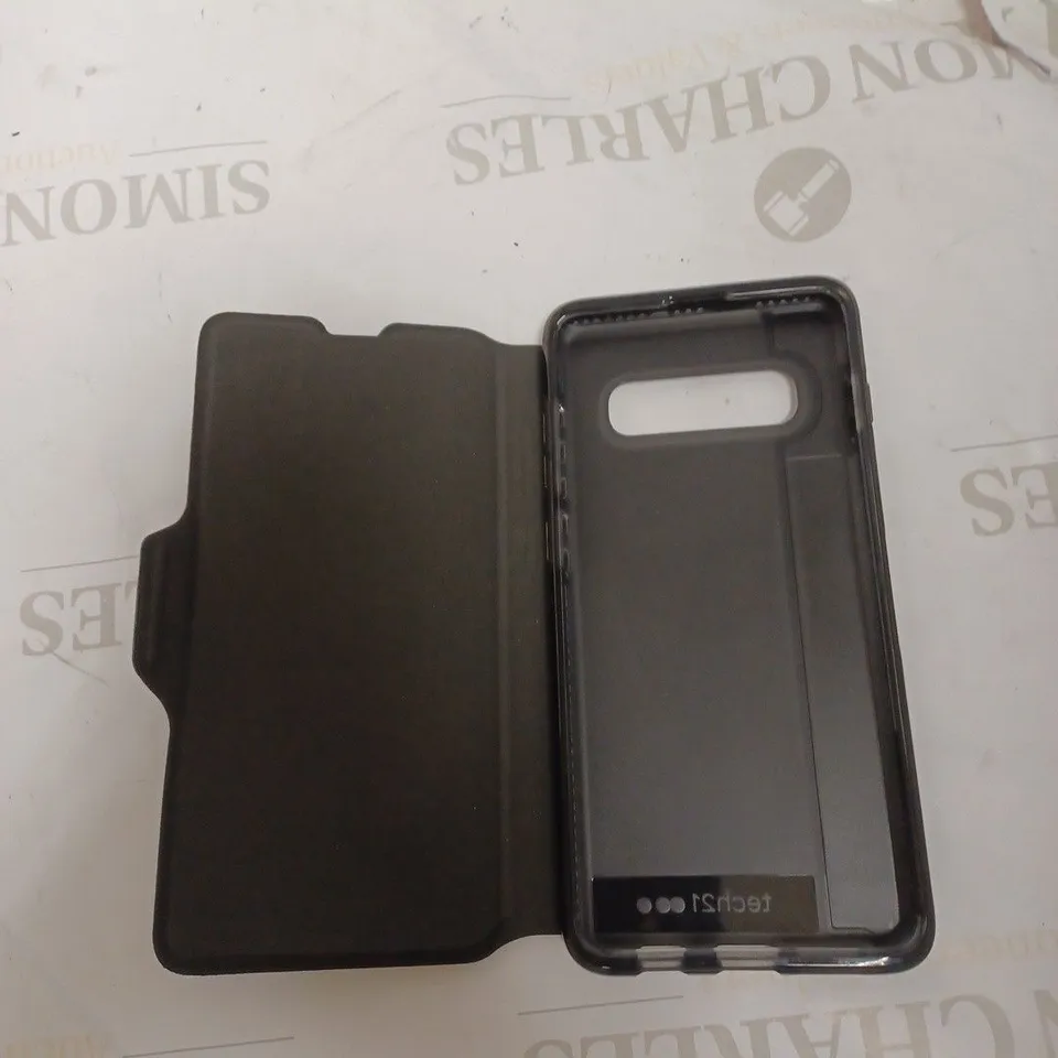 BOX OF 64 TECH21 SAMSUNG GALAXY S10+ PHONE CASE