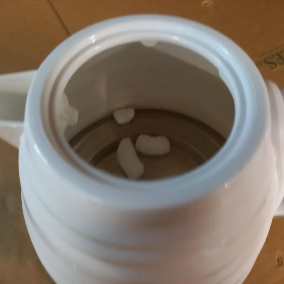 UNBOXED SWAN 1.7L KETTLE