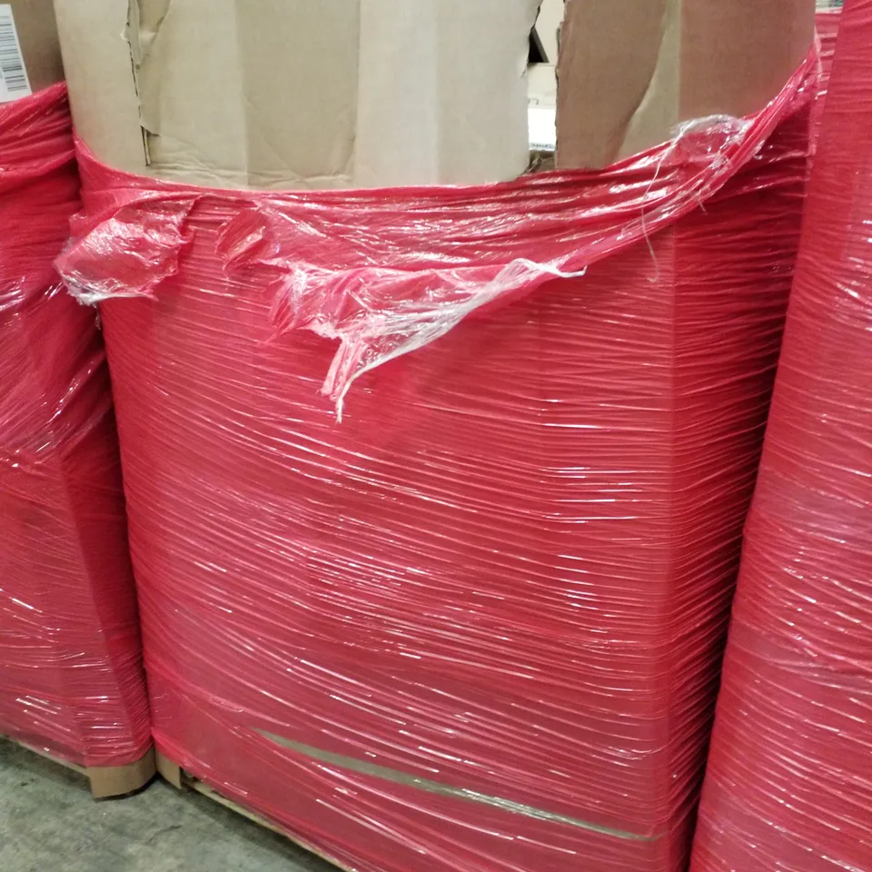 PALLET OF ASSORTED PRODUCTS INCLUDING BABY BATH SEAT, UMBRELLAS, 6 PERSON TENTS, INDOOR & OUTDOOR MATS