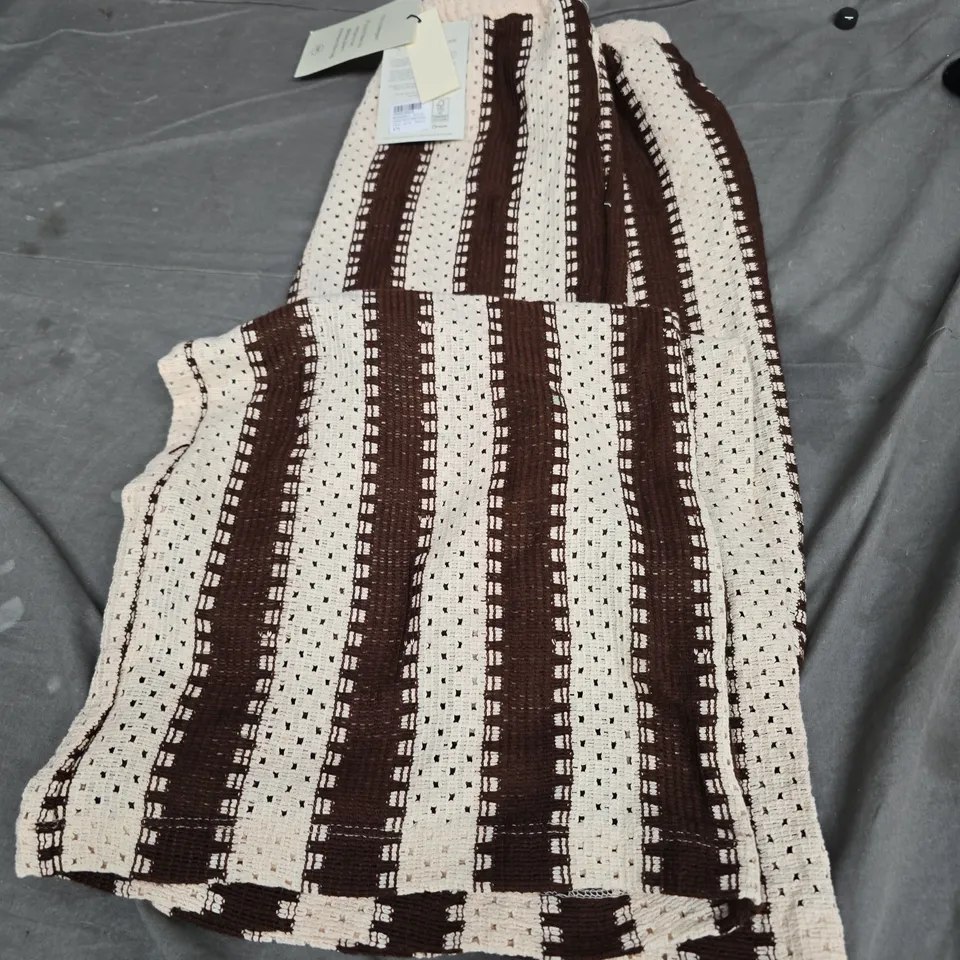 STRIPED CROCHET THROW BLANKET – BROWN AND CREAM