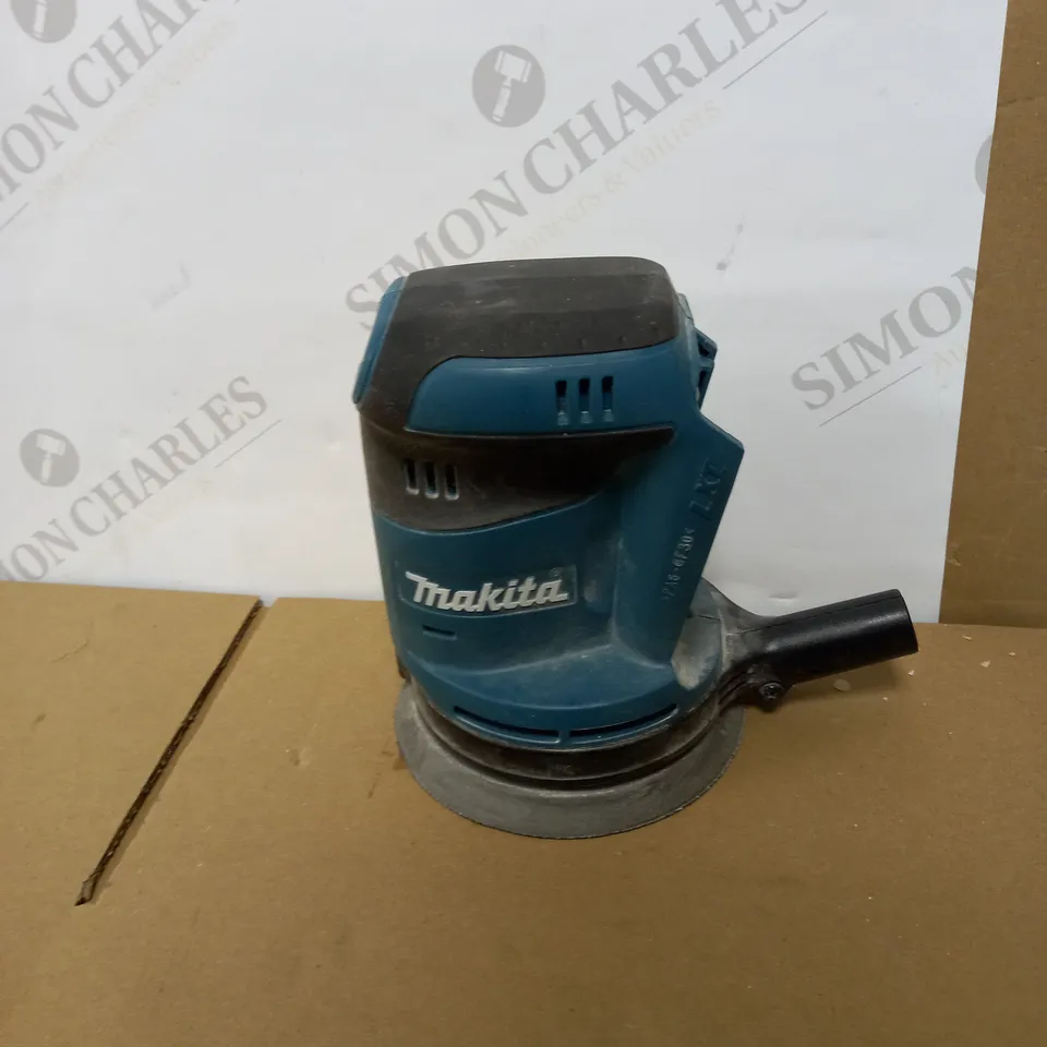 MAKITA CORDLESS RANDOM ORBIT SANDER