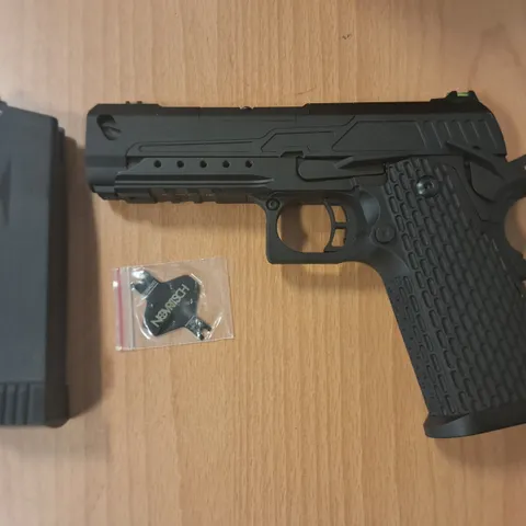 BOXED NOVRITSCH SSP-5 GAS BLOWBACK AIRSOFT PISTOL