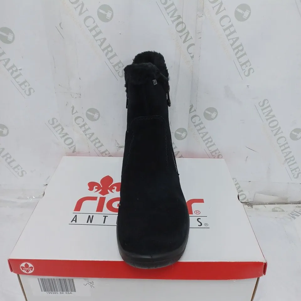 BOXED RIEKER ANTISTRESS LADIES BLACK FLEECE LINED BOOTS ZIP FASTENING. SIZE EU 40