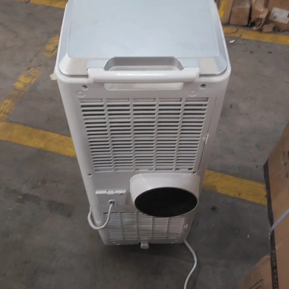 BLACK+DECKER BXAC40005GB PORTABLE 7000 BTU 3-IN-1 AIR CONDITIONER, DEHUMIDIFIER AND COOLING FAN