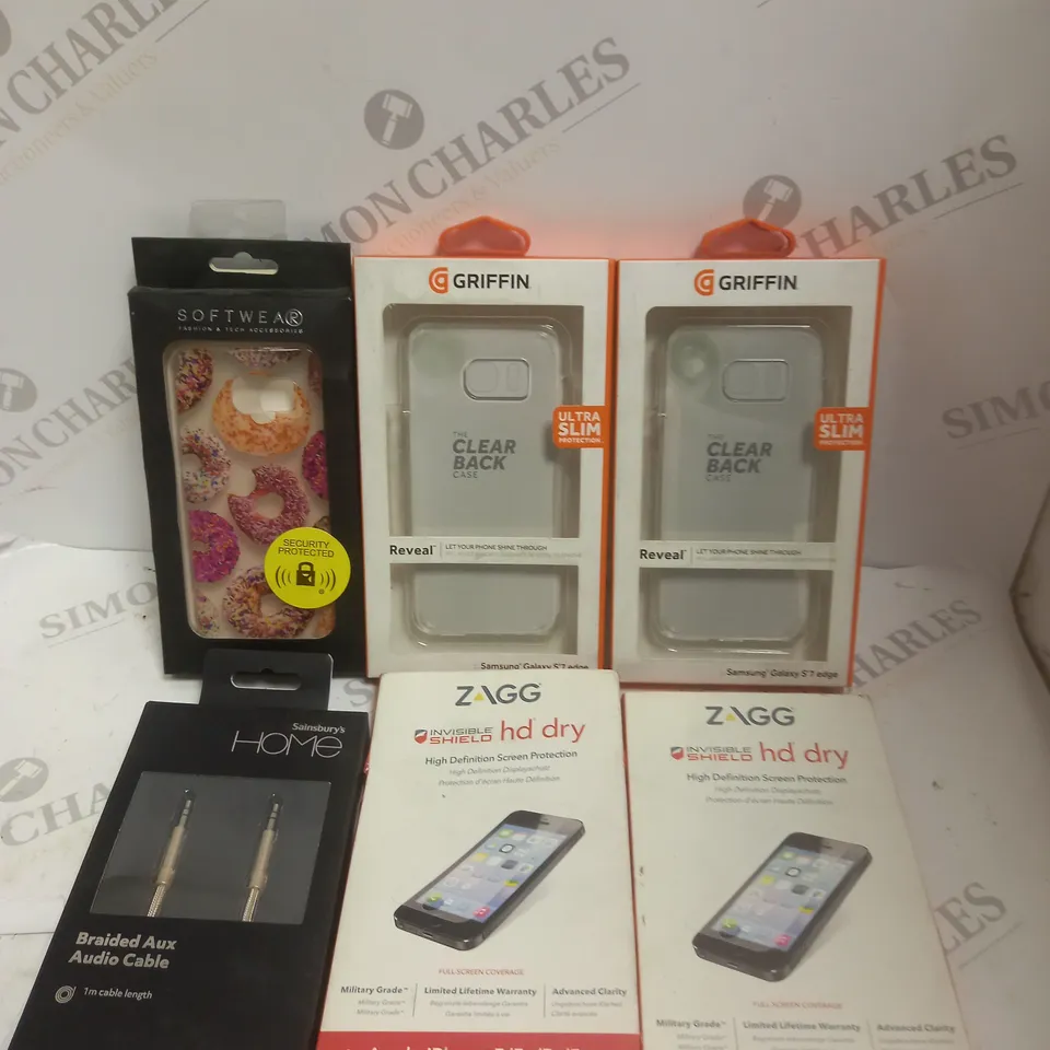 BOX OF APPROXIMATELY 10 ASSORTED COMPUTER & SMARTPHONE ACCESSORIES TO INCLUDE CASES, CHARGING CABLES, AUDIO CABLES ETC