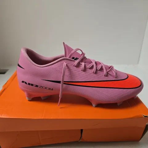 NIKE AIR ZOOM SKIN VAPOR 16 MAGIC FLAMINGO/BLACK UK 10 BOXED