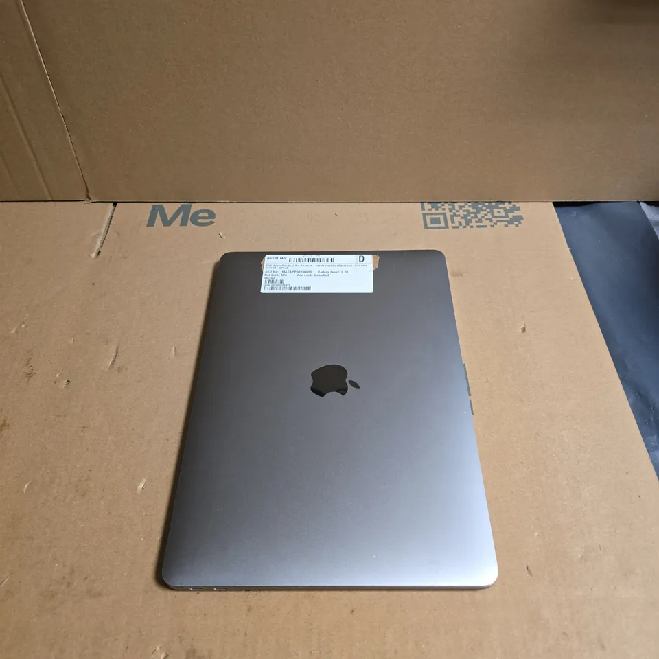 APPLE MACBOOK PRO 13" A1708 – I5-7360U, 2.3GHZ, 8GB RAM, 256GB SSD, SPACE GREY