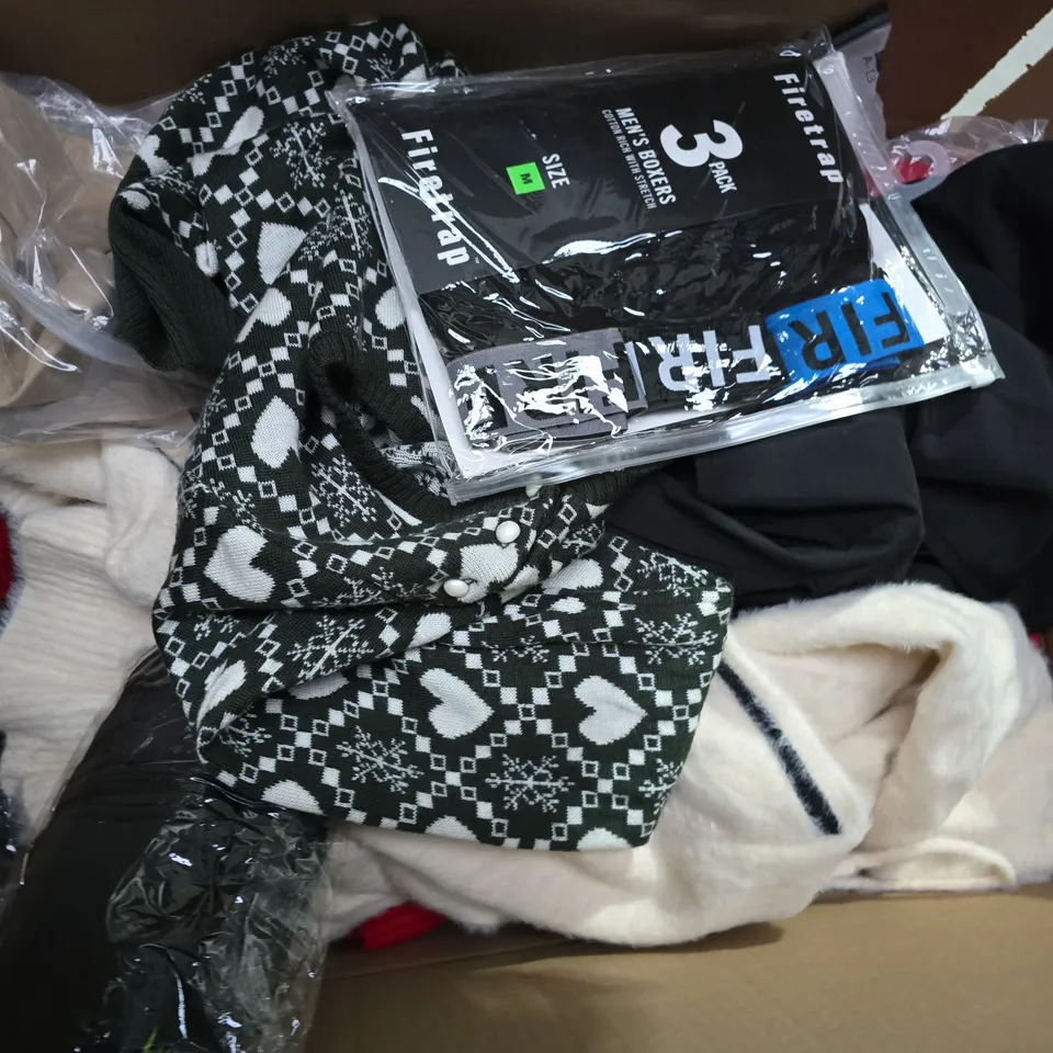 APPROXIMATELY 30 ASSORTED CLOTHING ITEMS IN VARIOUS SIZES, STYLES & COLOURS TO INCLUDE BRANDS SUCH AS FIRETRAP, HELL BUNNY, OUTDOOR EQUIPMENT, ETC - COLLECTION ONLY