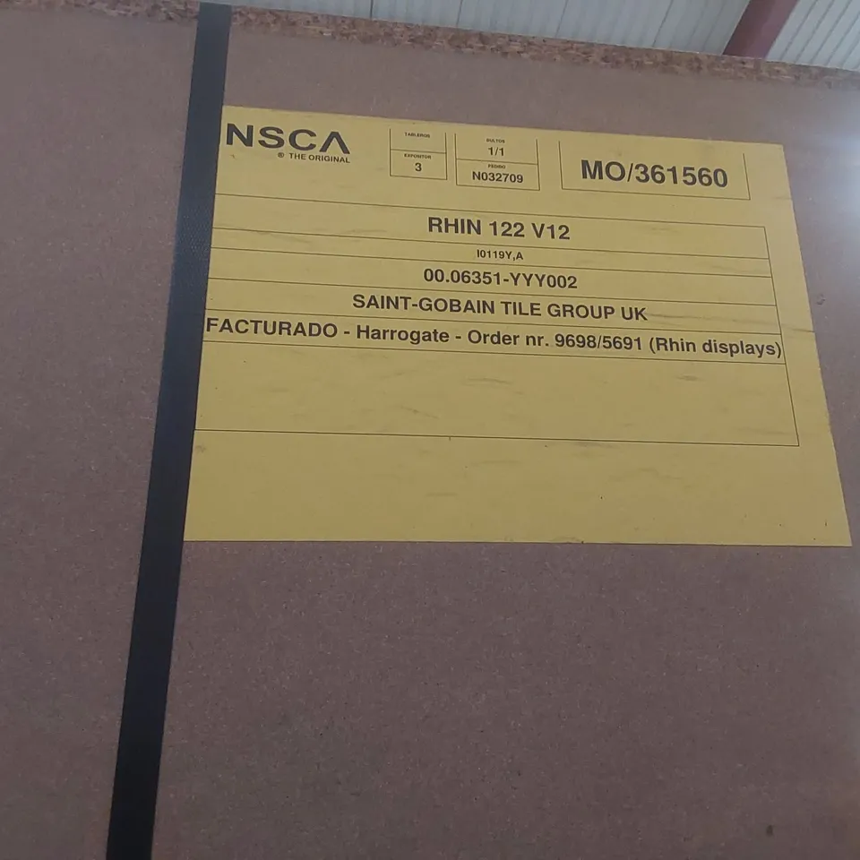 PALLET CONTAINING COMMERCIAL DISPLAY UNIT PARTS