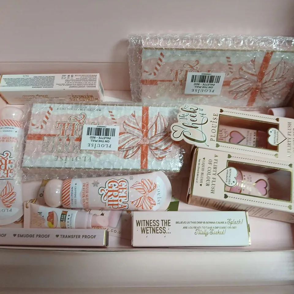 P. LOUISE BEAUTY GIFT SET 