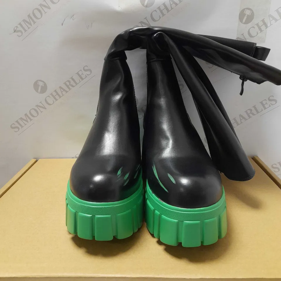 KOI MANTIS LONG CHELSEA BLACK PU/GREEN BOOTS - SIZE 5