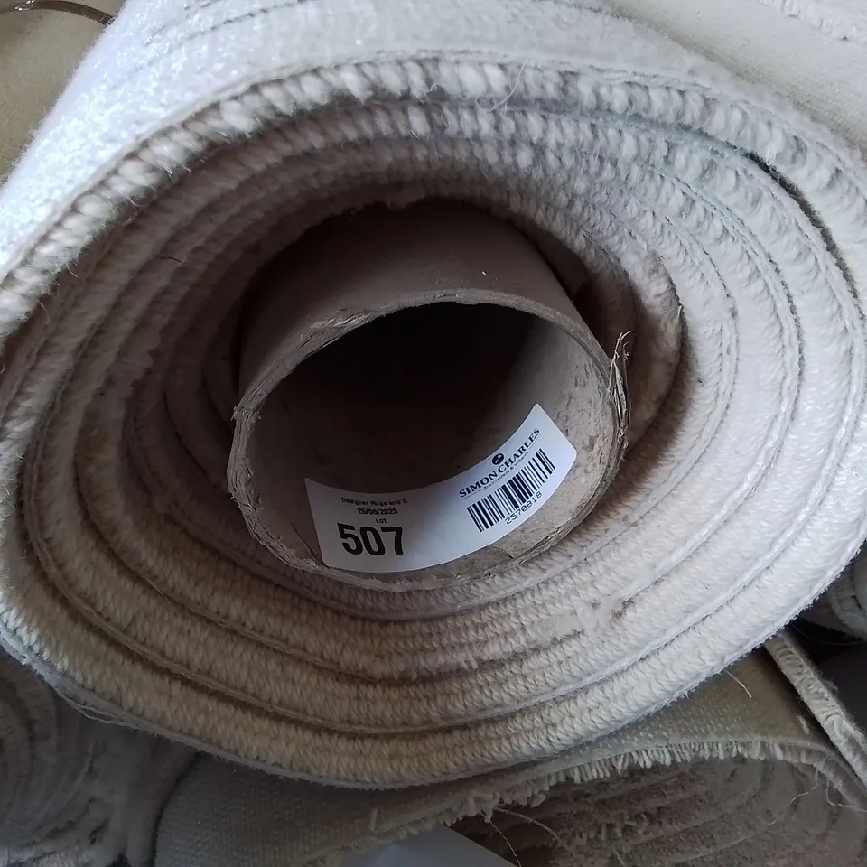 ROLL OF QUALITY CARPET APPROXIMATELY 5M × 3.62M