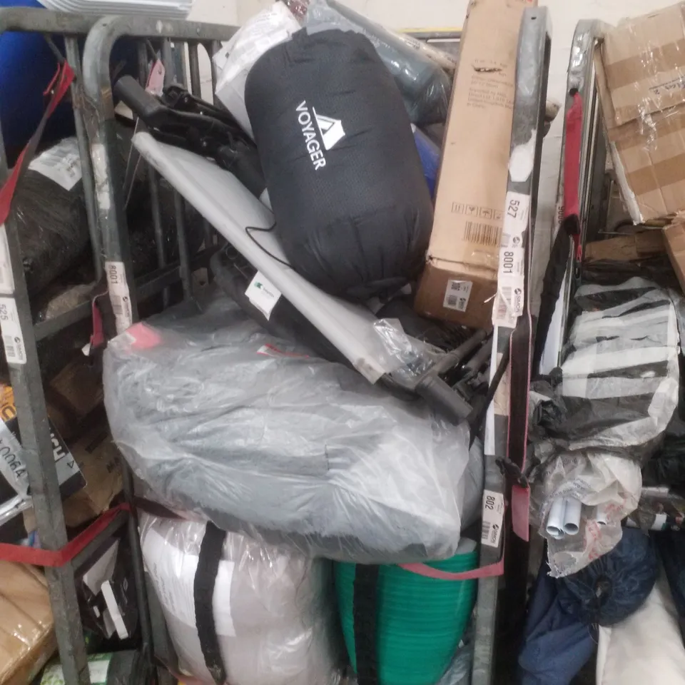 CAGE CONTAINING ASSORTED PRODUCTS INCLUDING PLANT POT, EGG COOKER, COOLER BOX & GREY FOLDING CHAIR