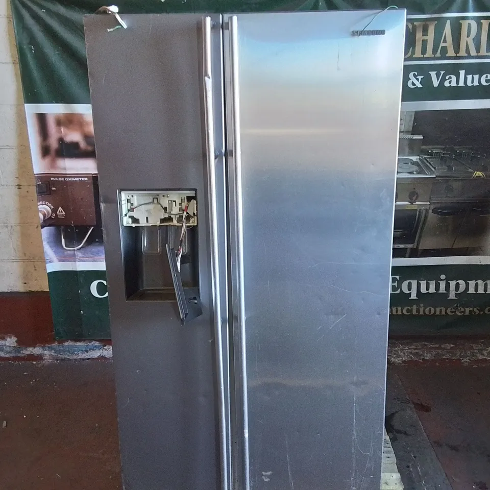 SAMSUNG DOUBLE DOOR REFRIGERATOR 