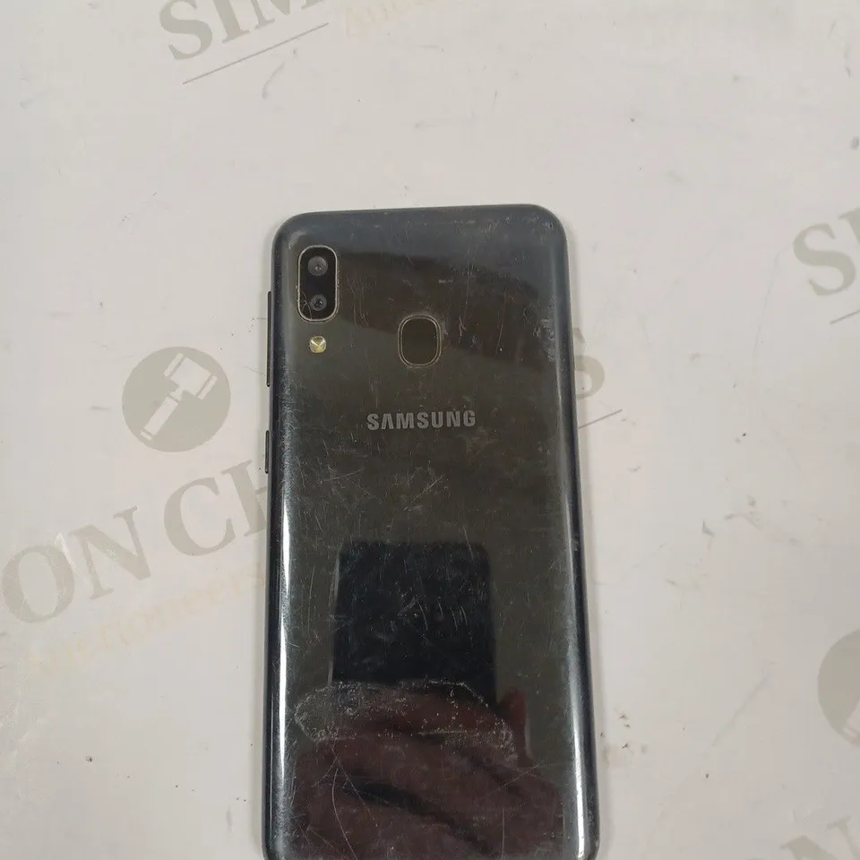 SAMSUNG GALAXY A20E MOBILE PHONE IN ORANGE