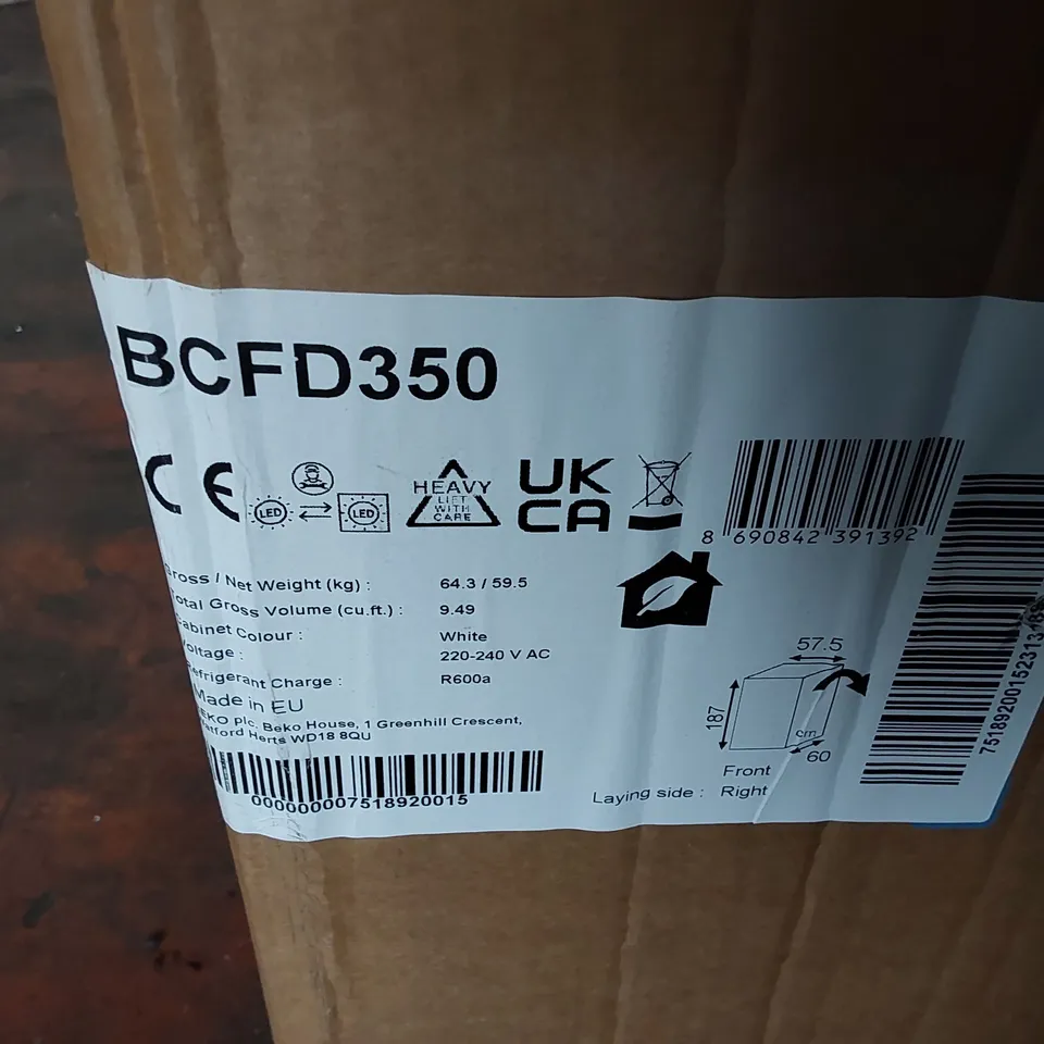BOXED BEKO BCFD350 INTEGRATED COMBI FROST FREE FRIDGE FREEZER