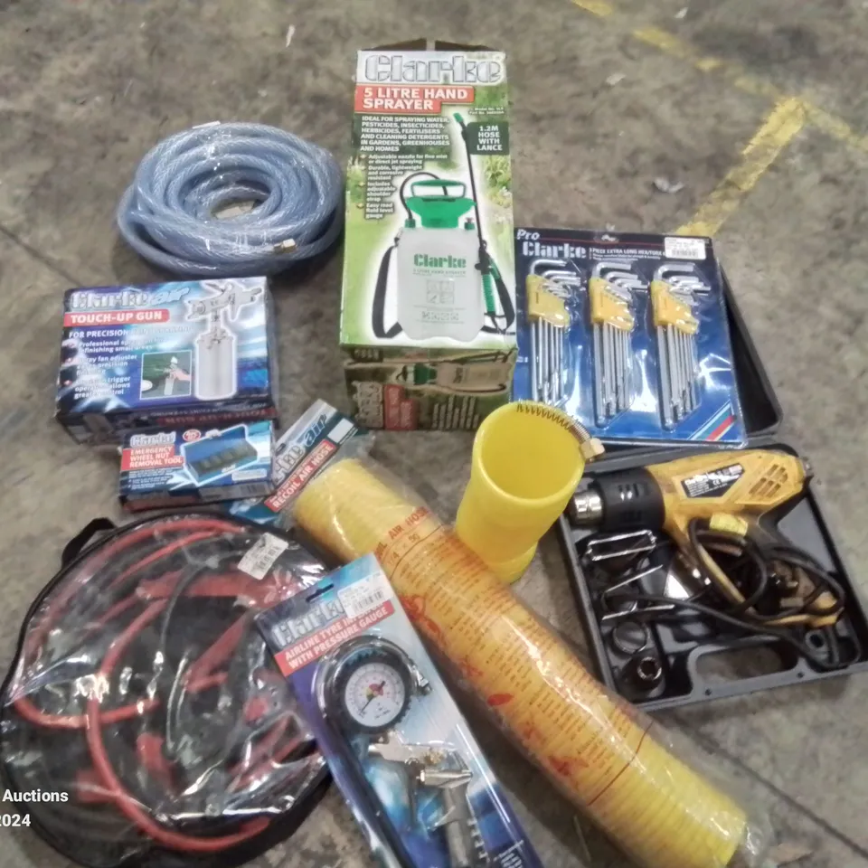 BOX CONTAINING MIXED TOOLS TO INCLUDE: 5LTR HAND SPRAYER, JUMP LEADS, EMERGENCY WHEEL NUT REMOVER, HEAT GUN, RECOIL AIR HOSES, EXTRA LONG HEX KEY SET, TOUCH UP GUN ETC.