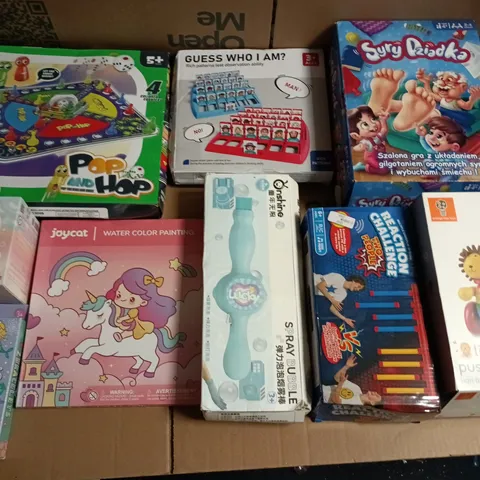 LOT OF APPROXIMATELY 30 ASSORTED CHILDREN'S TOYS AND GAMES