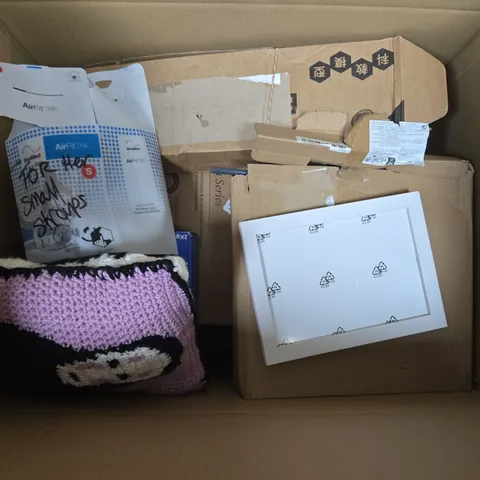 BOX OF APPROXIMATELY 15 ASSORTED HOUSEHOLD ITEMS 