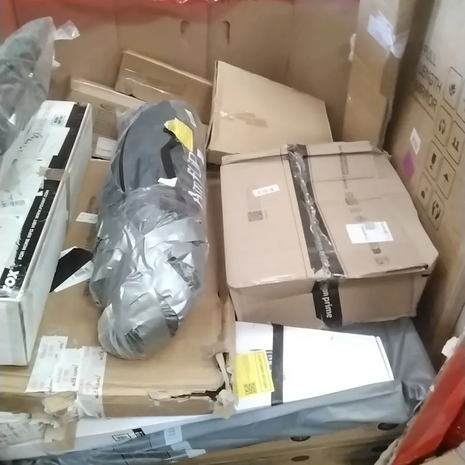 PALLET OF ASSORTED HOUSEHOLD GOODS AND PRODUCTS TO INCLUDE; MIRROR, WALL CLOCK, SOLAR PANEL BOXED FURNITURE ETC