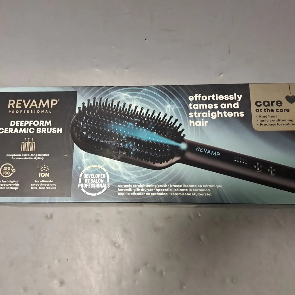 BOXED REVAMP PROFESSIONAL DEEPFORM CERAMIC BRUSH BR-2000X-GB