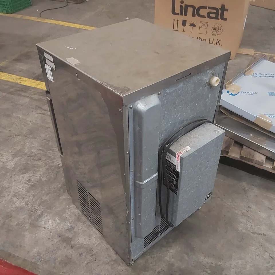 HOSHIZAKI IM-30CLE-25 COMMERCIAL ICE MAKER