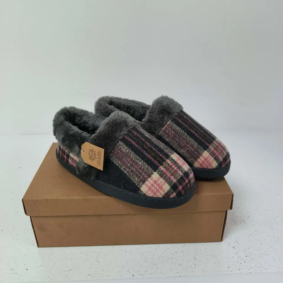 JO & JOE HERITAGE PEBBLE SLIPPERS – UK 4