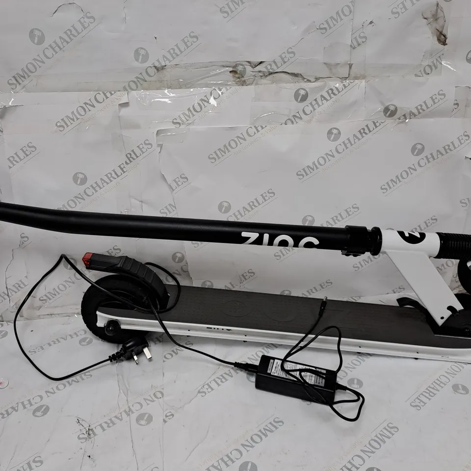 ZINC FOLDING ELECTRIC ECO PRO SCOOTER - WHITE - COLLECTION ONLY