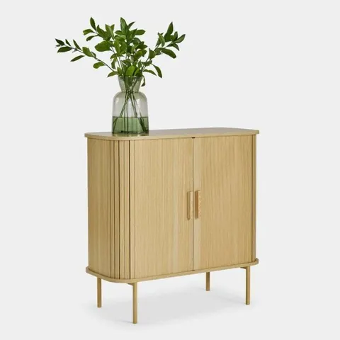 BOXED LANDOS SIDEBOARD WITH SLIDING DOORS