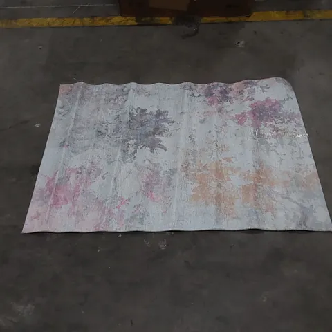 DESIGNER COLOURBLAST RUG // APPROX SIZE: 75 X 110cm