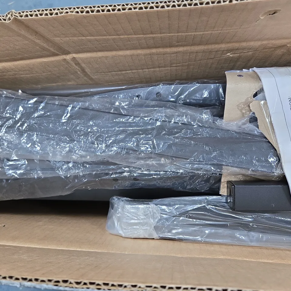 BOXED SYDNEY OUTDOOR GARDEN SOFA SET (1 BOX) - COLLECTION ONLY