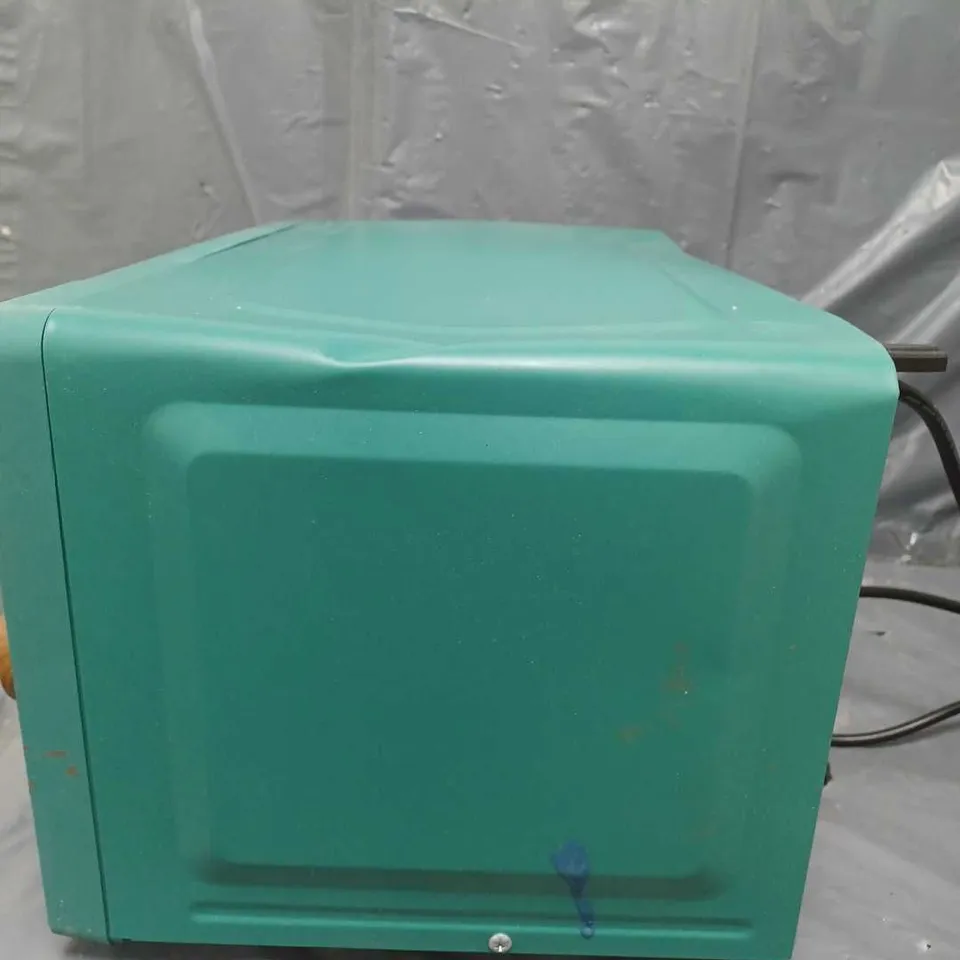 SWAN 20L NORDIC 800W MICROWAVE IN GREEN 